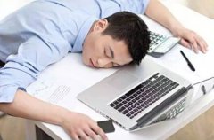 收入低、成长慢、工作累，财务人可以通过CMA来摆脱困境